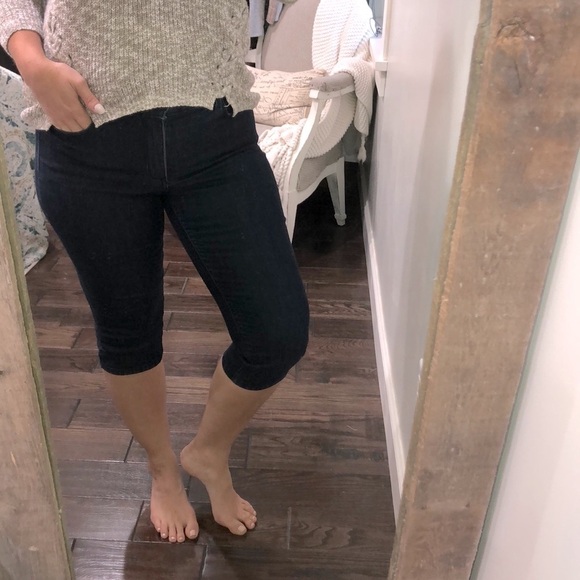 NYDJ size 6 Petite blue Capri crop jean shorts - Picture 1 of 8